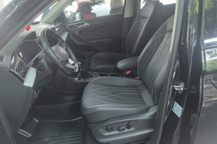 Used Volkswagen Tiguan L 2022 330TSI Automatic Two-Wheel Drive Smart Edition Left Front Seat