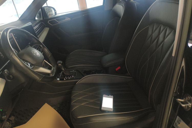 Used Volkswagen Tiguan L 2022 330TSI Automatic Two-Wheel Drive Smart Edition Left Front Seat