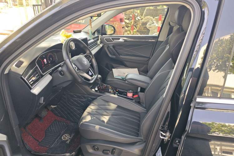 Used Volkswagen Tiguan L 2022 330TSI Automatic Two-Wheel Drive Smart Edition Left Front Seat