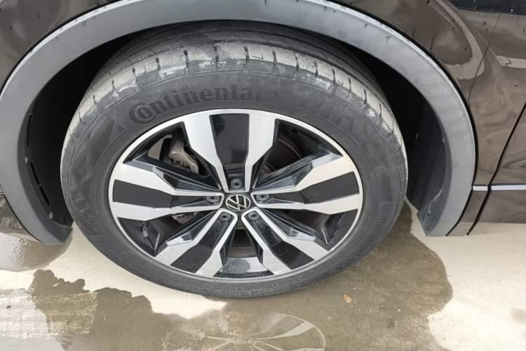 Used Volkswagen Tiguan L 2022 330TSI Automatic Two-Wheel Drive R-Line Enhanced Edition Left Front Wheel Hub