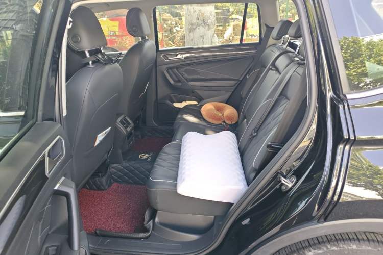 Used Volkswagen Tiguan L 2022 330TSI Automatic Two-Wheel Drive Smart Edition Left Rear Seat