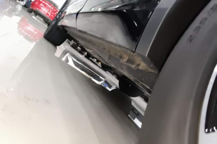 Used Volkswagen Tiguan L 2022 330TSI Automatic Two-Wheel Drive R-Line Enhanced Edition Left Side Sill