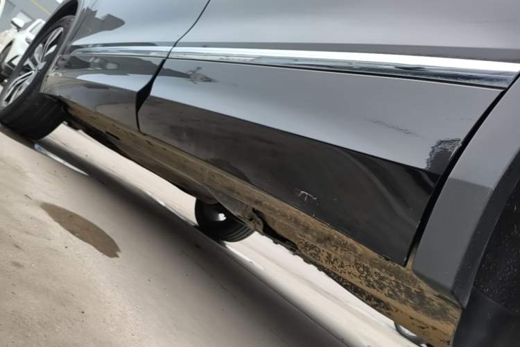 Used Volkswagen Tiguan L 2022 330TSI Automatic Two-Wheel Drive R-Line Enhanced Edition Left Side Sill