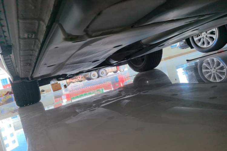 Used Volkswagen Tiguan L 2022 330TSI Automatic Two-Wheel Drive R-Line Enhanced Edition Left Side Sill