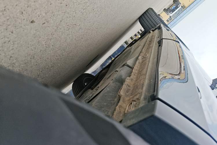 Used Volkswagen Tiguan L 2022 330TSI Automatic Two-Wheel Drive R-Line Enhanced Edition Left Side Sill