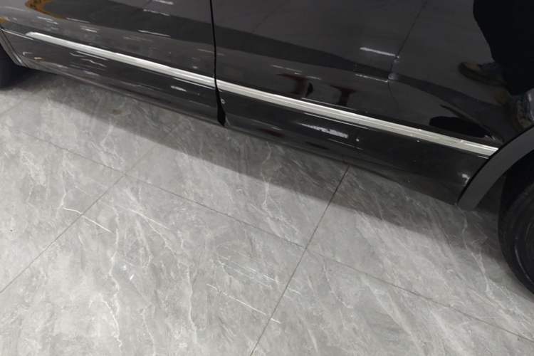 Used Volkswagen Tiguan L 2022 330TSI Automatic Two-Wheel Drive R-Line Enhanced Edition Left Side Sill