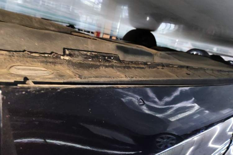 Used Volkswagen Tiguan L 2022 330TSI Automatic Two-Wheel Drive R-Line Enhanced Edition Left Side Sill