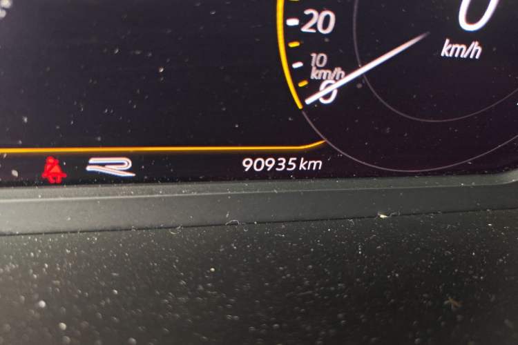 Used Volkswagen Tiguan L 2022 330TSI Automatic Two-Wheel Drive R-Line Enhanced Edition Odometer Close Up
