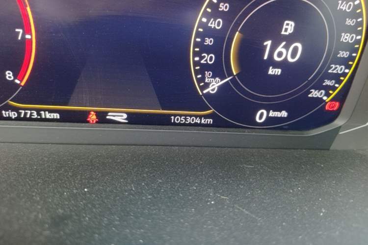 Used Volkswagen Tiguan L 2022 330TSI Automatic Two-Wheel Drive R-Line Enhanced Edition Odometer Close Up