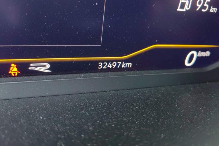 Used Volkswagen Tiguan L 2022 330TSI Automatic Two-Wheel Drive R-Line Enhanced Edition Odometer Close Up