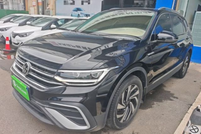 Ojetý Volkswagen Tiguan L 2022 330TSI Automatic Two-Wheel Drive Smart Edition