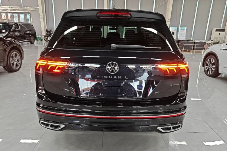 Used Volkswagen Tiguan L 2022 380TSI Automatic All-Wheel Drive R-Line Enhanced Comfort 7-Seater Rear
