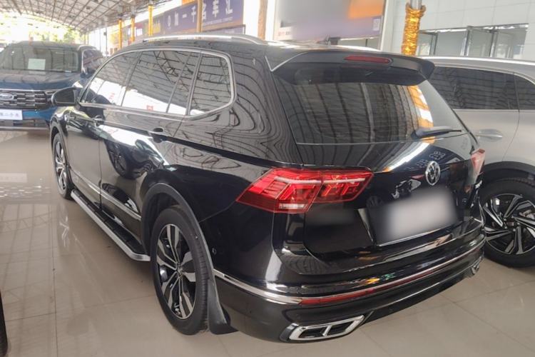Used Volkswagen Tiguan L 2022 330TSI Automatic Two-Wheel Drive R-Line Enhanced Edition Rear Left 45 Deg