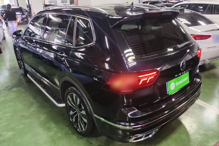 Used Volkswagen Tiguan L 2022 330TSI Automatic Two-Wheel Drive R-Line Enhanced Edition Rear Left 45 Deg