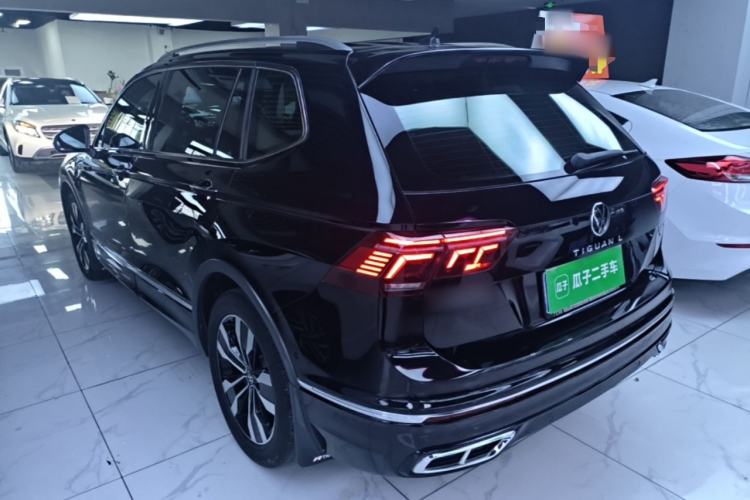 Used Volkswagen Tiguan L 2022 330TSI Automatic Two-Wheel Drive R-Line Enhanced Edition Rear Left 45 Deg