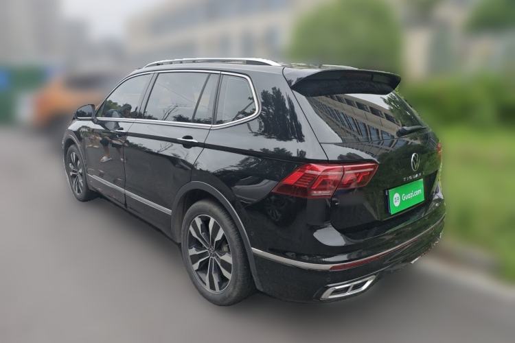 Used Volkswagen Tiguan L 2022 330TSI Automatic Two-Wheel Drive R-Line Enhanced Edition Rear Left 45 Deg