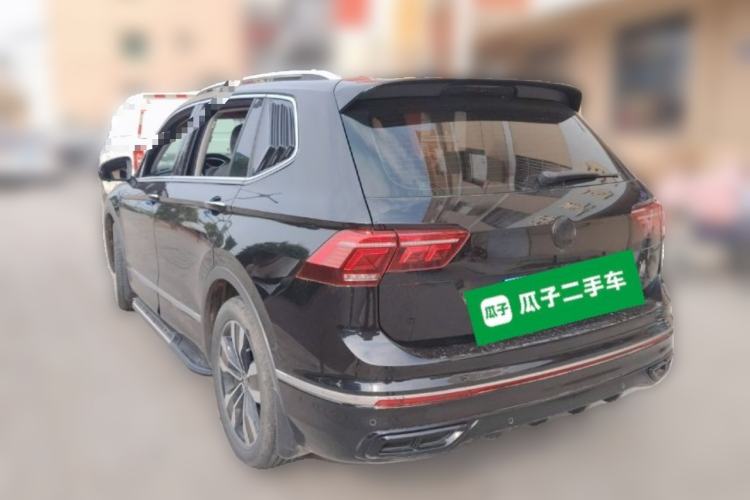 Used Volkswagen Tiguan L 2022 330TSI Automatic Two-Wheel Drive R-Line Enhanced Edition Rear Left 45 Deg