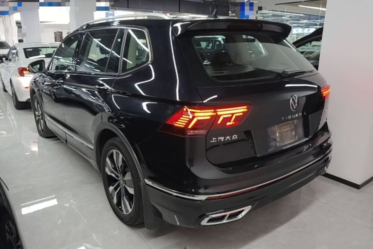 Used Volkswagen Tiguan L 2022 330TSI Automatic Two-Wheel Drive R-Line Enhanced Edition Rear Left 45 Deg