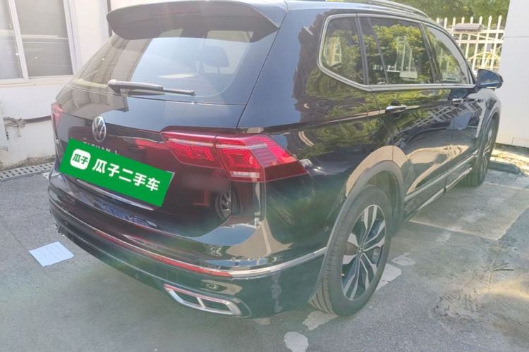Used Volkswagen Tiguan L 2022 330TSI Automatic Two-Wheel Drive R-Line Enhanced Edition Rear Right 45 Deg