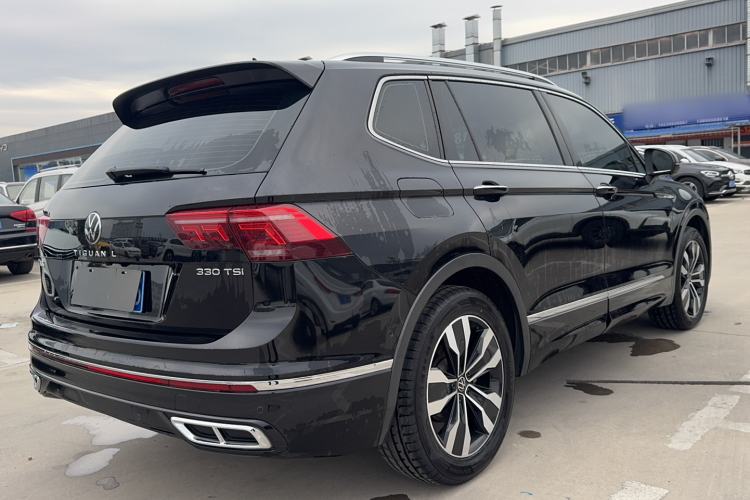 Used Volkswagen Tiguan L 2022 330TSI Automatic Two-Wheel Drive R-Line Enhanced Edition Rear Right 45 Deg