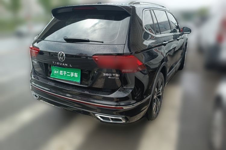 Used Volkswagen Tiguan L 2022 380TSI Automatic All-Wheel Drive R-Line Enhanced Comfort 7-Seater Rear Right 45 Deg
