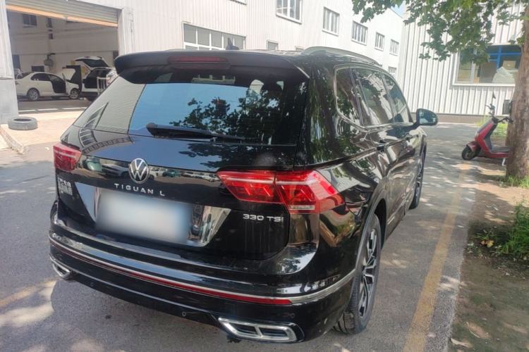 Used Volkswagen Tiguan L 2022 330TSI Automatic Two-Wheel Drive R-Line Enhanced Edition Rear Right 45 Deg