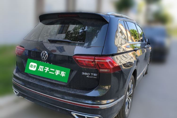 Used Volkswagen Tiguan L 2022 380TSI Automatic All-Wheel Drive R-Line Flagship 7-Seater Rear Right 45 Deg