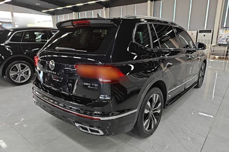 Used Volkswagen Tiguan L 2022 380TSI Automatic All-Wheel Drive R-Line Enhanced Comfort 7-Seater Rear Right 45 Deg