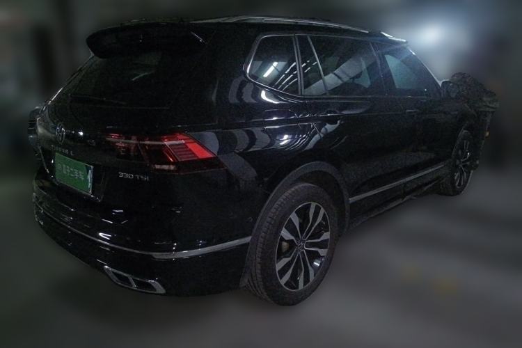 Used Volkswagen Tiguan L 2022 330TSI Automatic Two-Wheel Drive R-Line Enhanced Edition Rear Right 45 Deg
