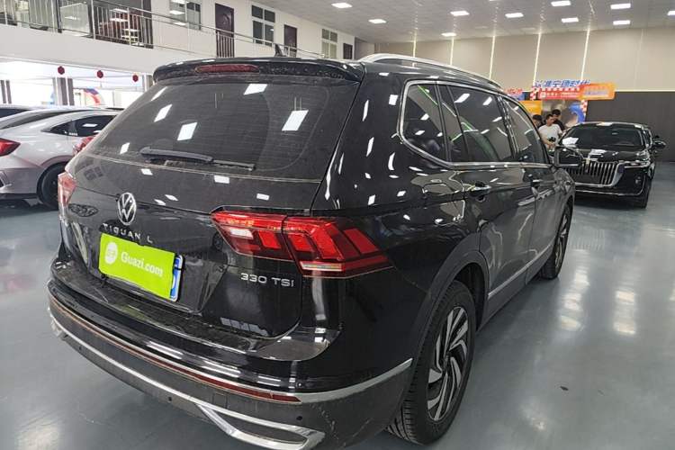 Used Volkswagen Tiguan L 2022 330TSI Automatic Two-Wheel Drive Smart Edition Rear Right 45 Deg