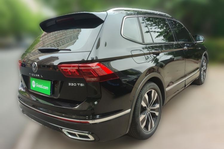 Used Volkswagen Tiguan L 2022 330TSI Automatic Two-Wheel Drive R-Line Enhanced Edition Rear Right 45 Deg
