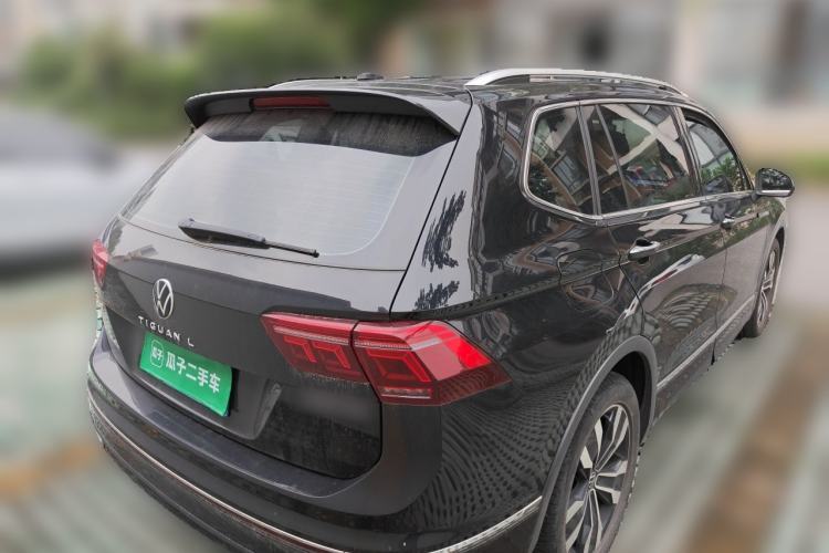 Used Volkswagen Tiguan L 2022 330TSI Automatic Two-Wheel Drive R-Line Enhanced Edition Rear Right 45 Deg