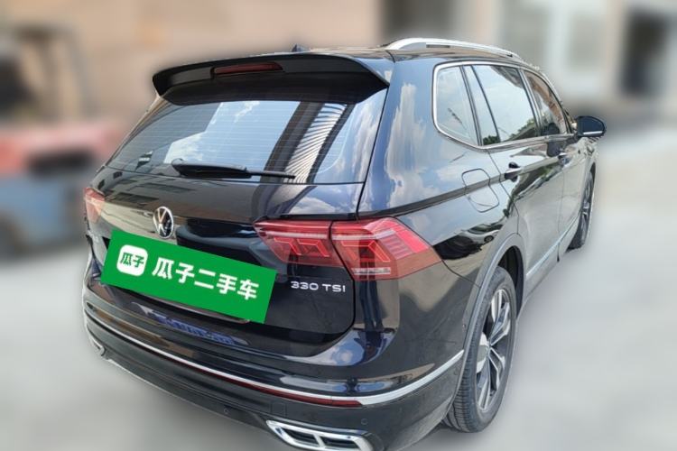 Used Volkswagen Tiguan L 2022 330TSI Automatic Two-Wheel Drive R-Line Enhanced Edition Rear Right 45 Deg