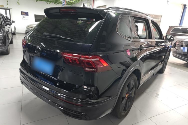 Used Volkswagen Tiguan L 2022 380TSI Automatic All-Wheel Drive R-Line Enhanced Comfort 7-Seater Rear Right 45 Deg