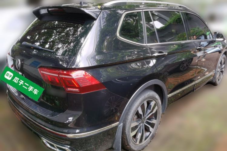 Used Volkswagen Tiguan L 2022 330TSI Automatic Two-Wheel Drive R-Line Enhanced Edition Rear Right 45 Deg