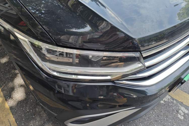 Used Volkswagen Tiguan L 2022 330TSI Automatic Two-Wheel Drive Smart Edition Right Front Headlight