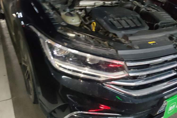 Used Volkswagen Tiguan L 2022 330TSI Automatic Two-Wheel Drive R-Line Enhanced Edition Right Front Headlight