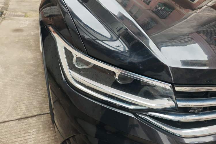 Used Volkswagen Tiguan L 2022 330TSI Automatic Two-Wheel Drive R-Line Enhanced Edition Right Front Headlight