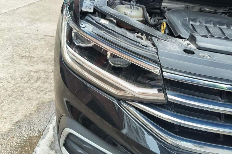 Used Volkswagen Tiguan L 2022 330TSI Automatic Two-Wheel Drive Smart Edition Right Front Headlight