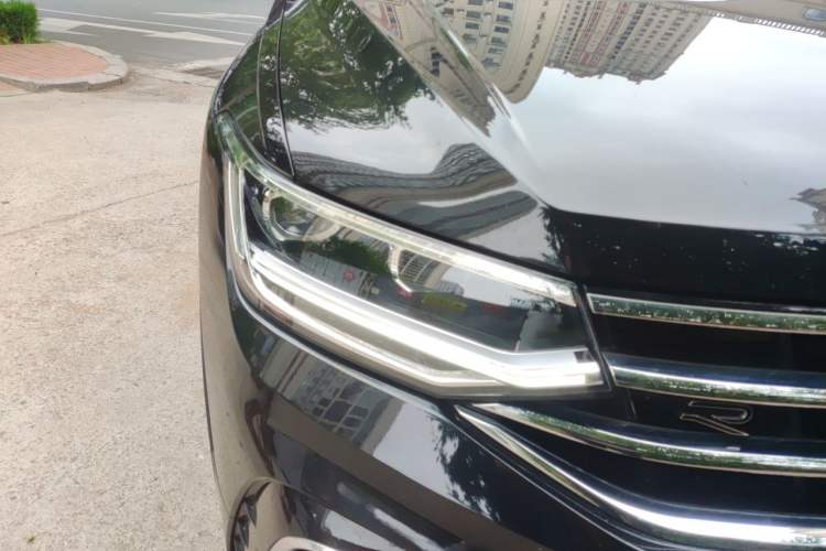 Used Volkswagen Tiguan L 2022 330TSI Automatic Two-Wheel Drive R-Line Enhanced Edition Right Front Headlight