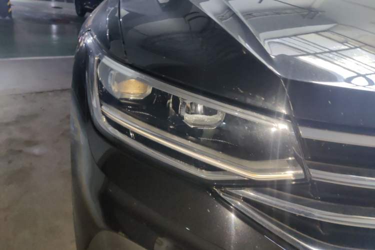 Used Volkswagen Tiguan L 2022 330TSI Automatic Two-Wheel Drive Smart Edition Right Front Headlight