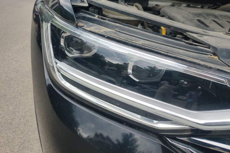 Used Volkswagen Tiguan L 2022 330TSI Automatic Two-Wheel Drive R-Line Enhanced Edition Right Front Headlight