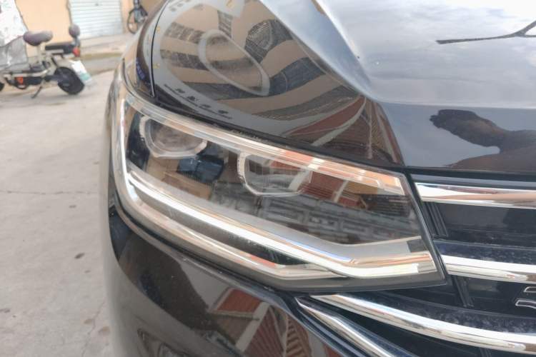 Used Volkswagen Tiguan L 2022 330TSI Automatic Two-Wheel Drive R-Line Enhanced Edition Right Front Headlight