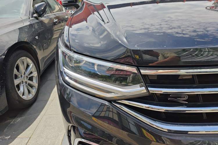 Used Volkswagen Tiguan L 2022 330TSI Automatic Two-Wheel Drive R-Line Enhanced Edition Right Front Headlight