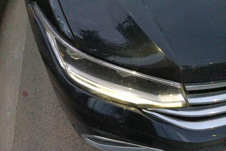 Used Volkswagen Tiguan L 2022 330TSI Automatic Two-Wheel Drive Smart Edition Right Front Headlight