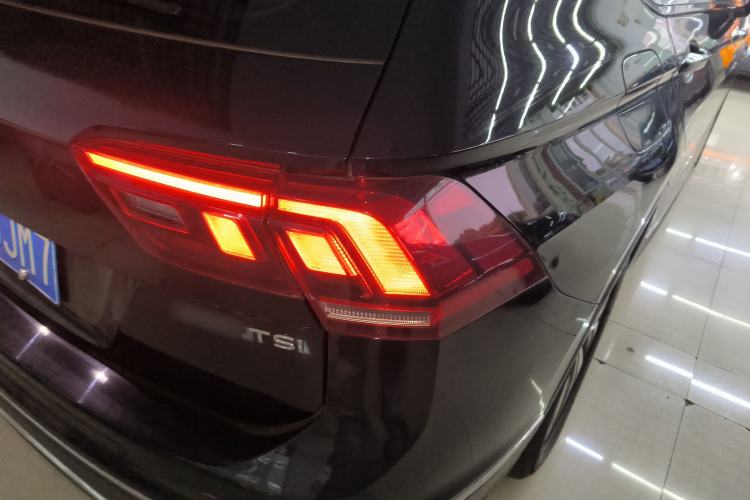 Used Volkswagen Tiguan L 2022 330TSI Automatic Two-Wheel Drive Smart Edition Right Rear Taillight