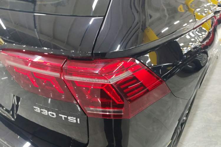 Used Volkswagen Tiguan L 2022 330TSI Automatic Two-Wheel Drive R-Line Enhanced Edition Right Rear Taillight