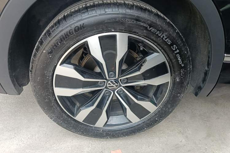 Used Volkswagen Tiguan L 2022 330TSI Automatic Two-Wheel Drive R-Line Enhanced Edition Right Rear Wheel Hub