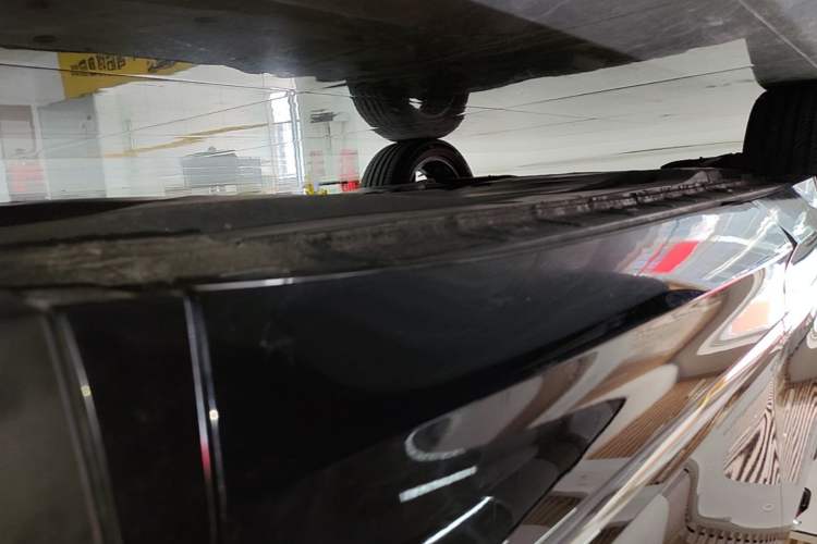 Used Volkswagen Tiguan L 2022 330TSI Automatic Two-Wheel Drive R-Line Enhanced Edition Right Side Sill