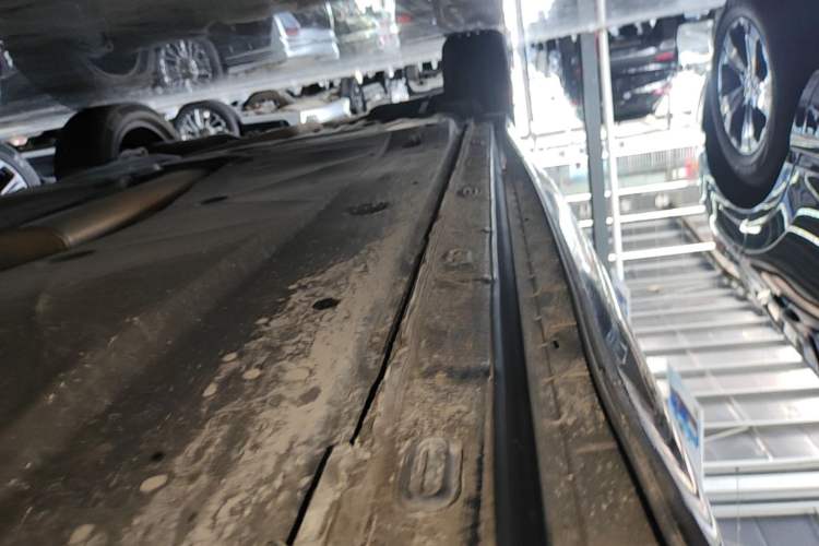 Used Volkswagen Tiguan L 2022 330TSI Automatic Two-Wheel Drive R-Line Enhanced Edition Right Side Sill